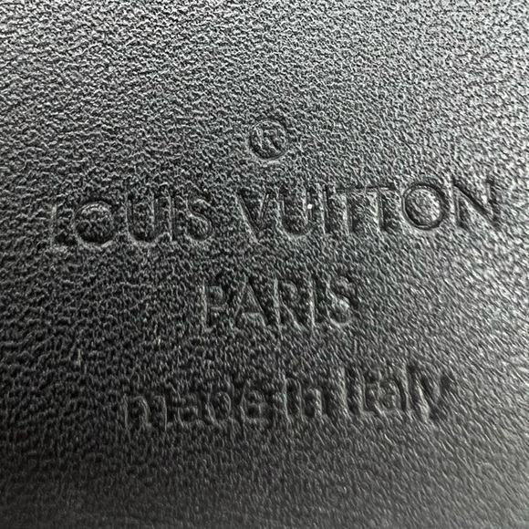 Louis Vuitton Monogram Wallet Vernis Cherry Wood Noir- LIKE NEW! - Picture 5 of 7